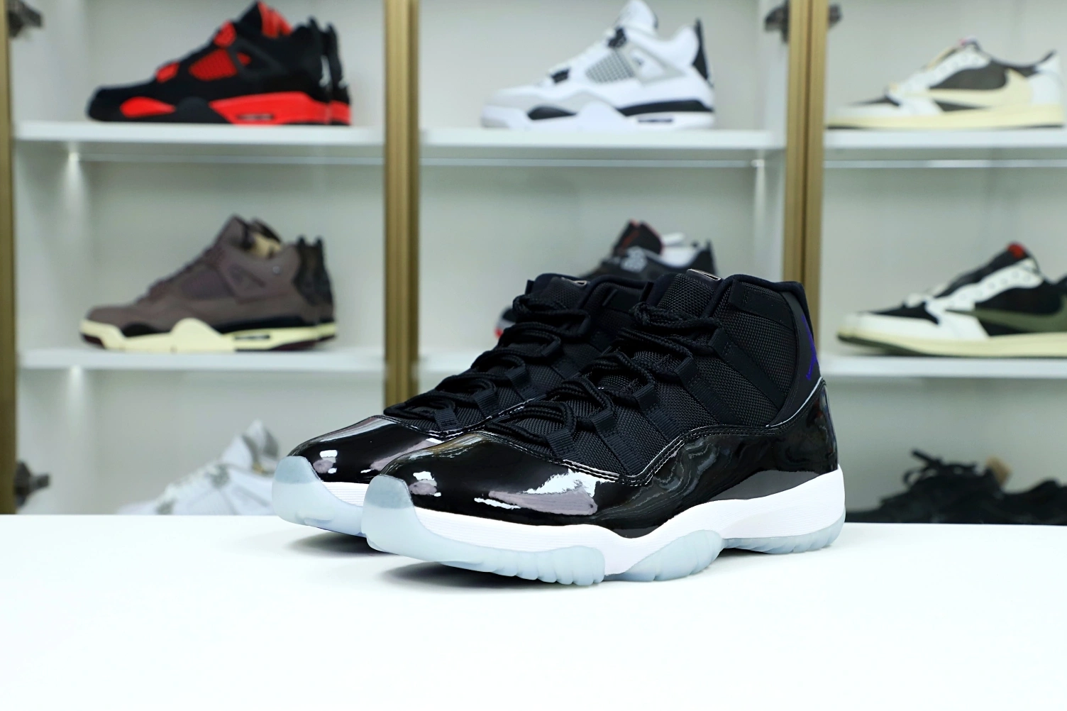 JORDAN AIR 11 NIKE 0717